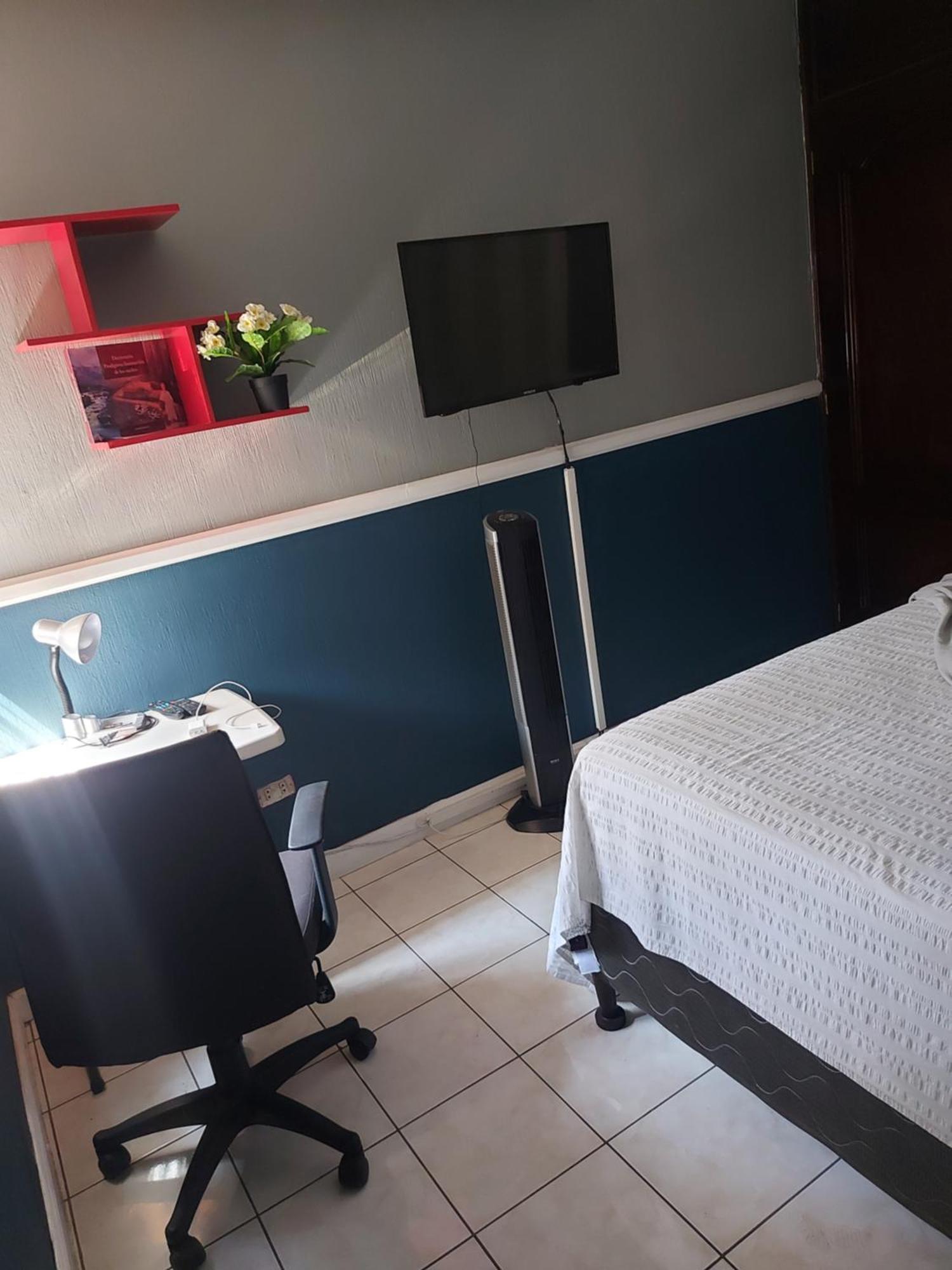 Apartmán Casa Familiar La Arboleda Ciudad de Guatemala Pokoj fotografie